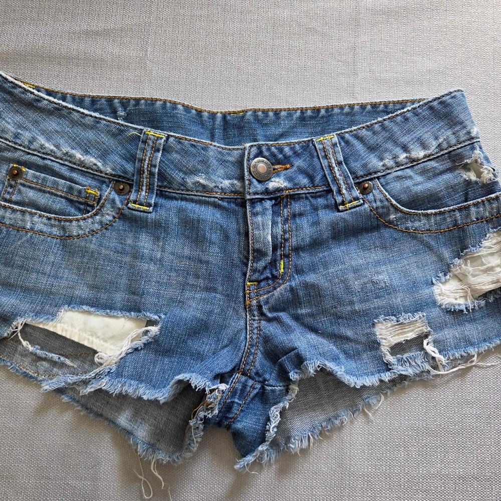 Jimmy'z cutoff jean shorts woman's size 6